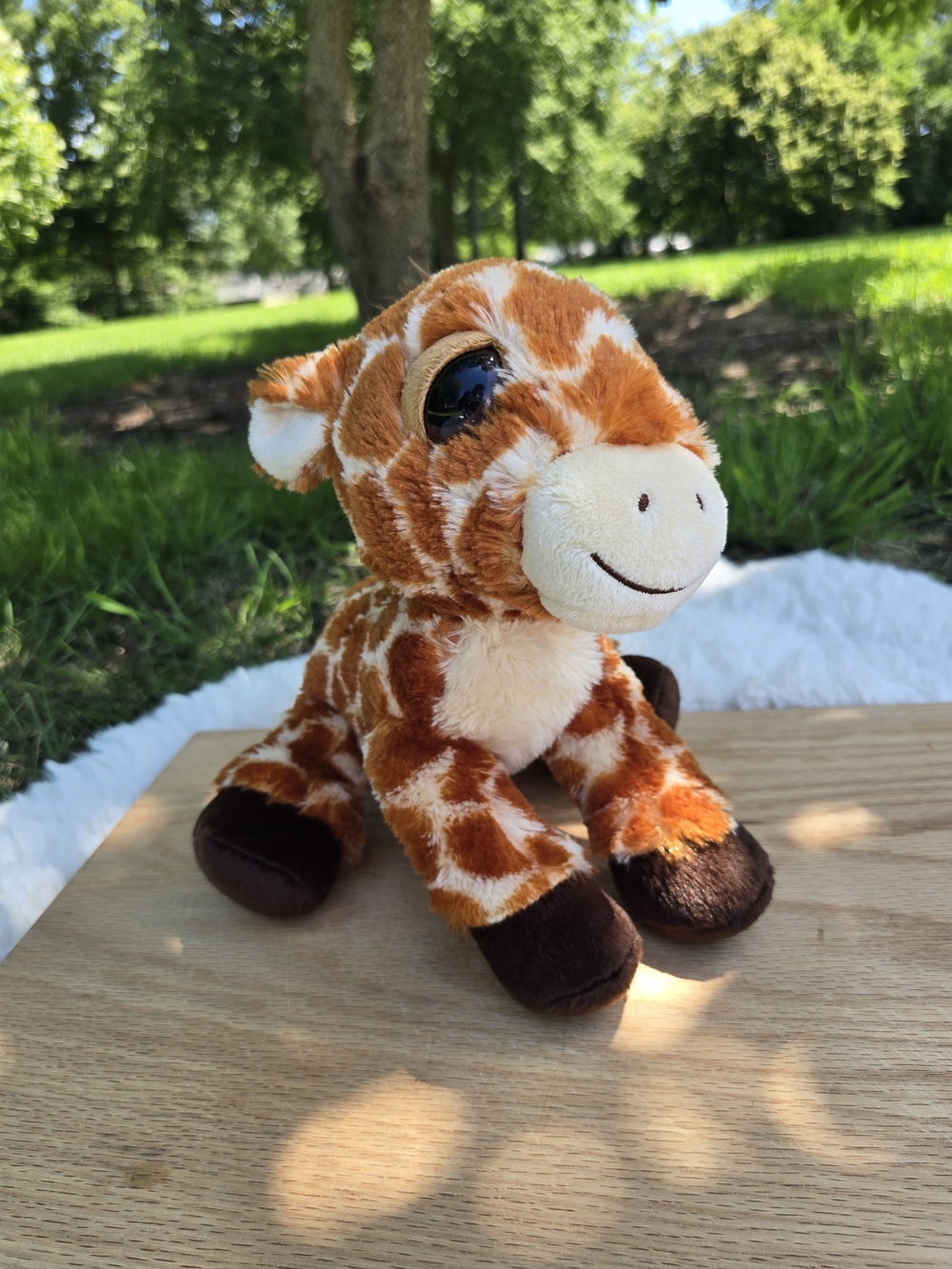 Plush Giraffe Stuffed Animal - Brown & Cream Cuddly Toy